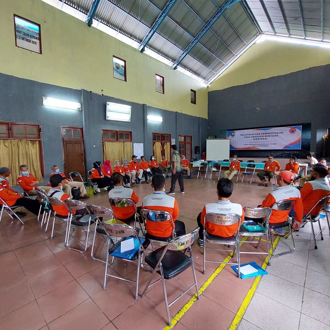 Pelatihan Pembentukan Desa Tangguh Bencana (DESTANA) di Desa Delik, Kec. Bandungan